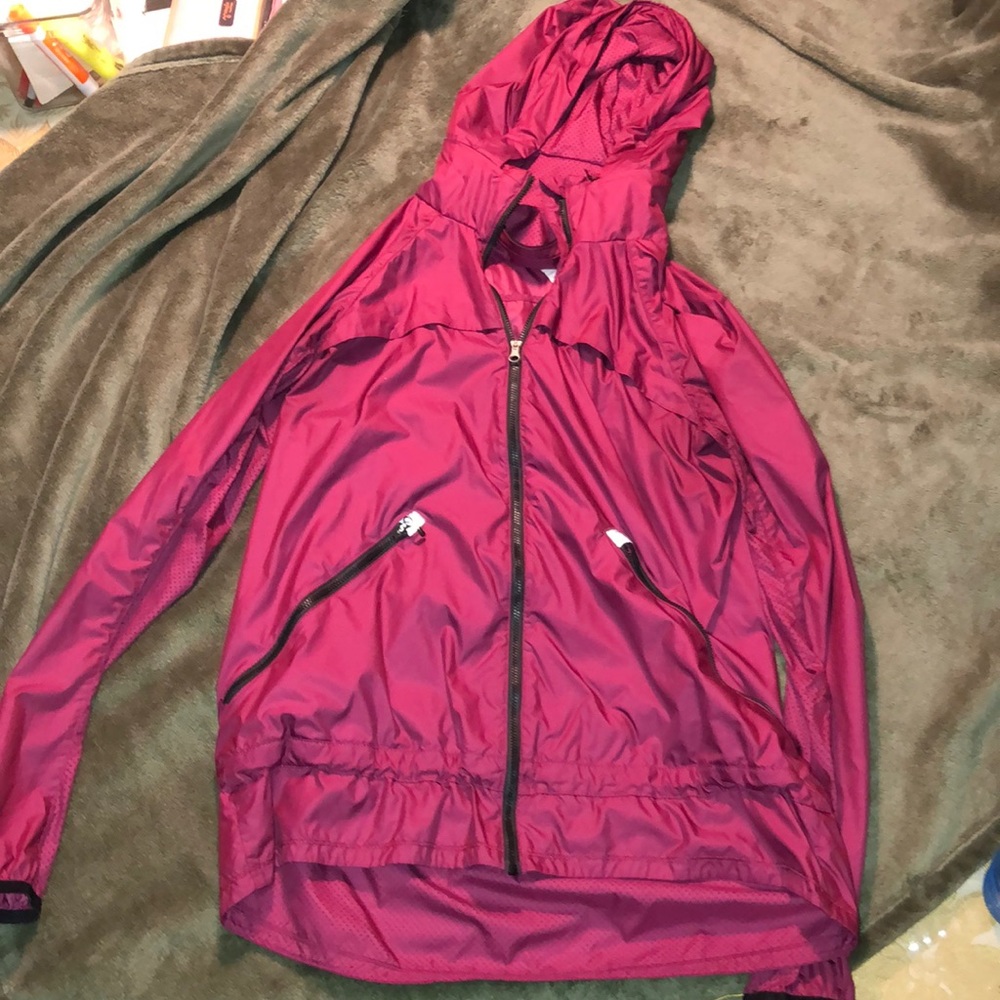 Lululemon windbreaker/rain jacket